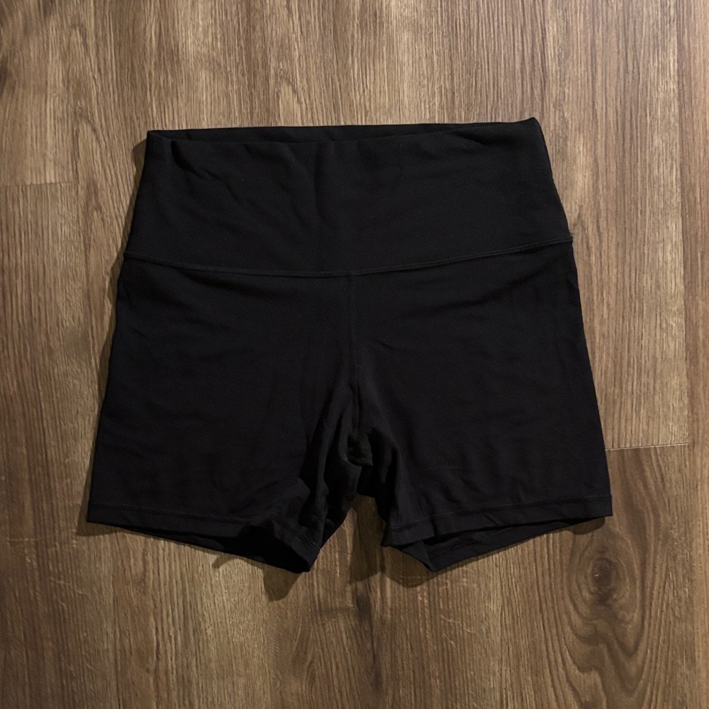 Lululemon Athletica High-Rise Align Shorts 6”